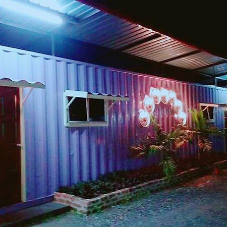 5 Stone Cabin Chalet Taiping Exterior foto