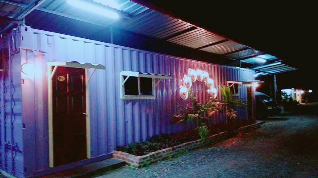 5 Stone Cabin Chalet Taiping Exterior foto